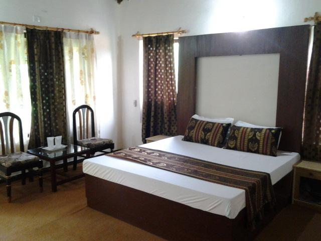 Hotel Arsh International Nainital Quarto foto